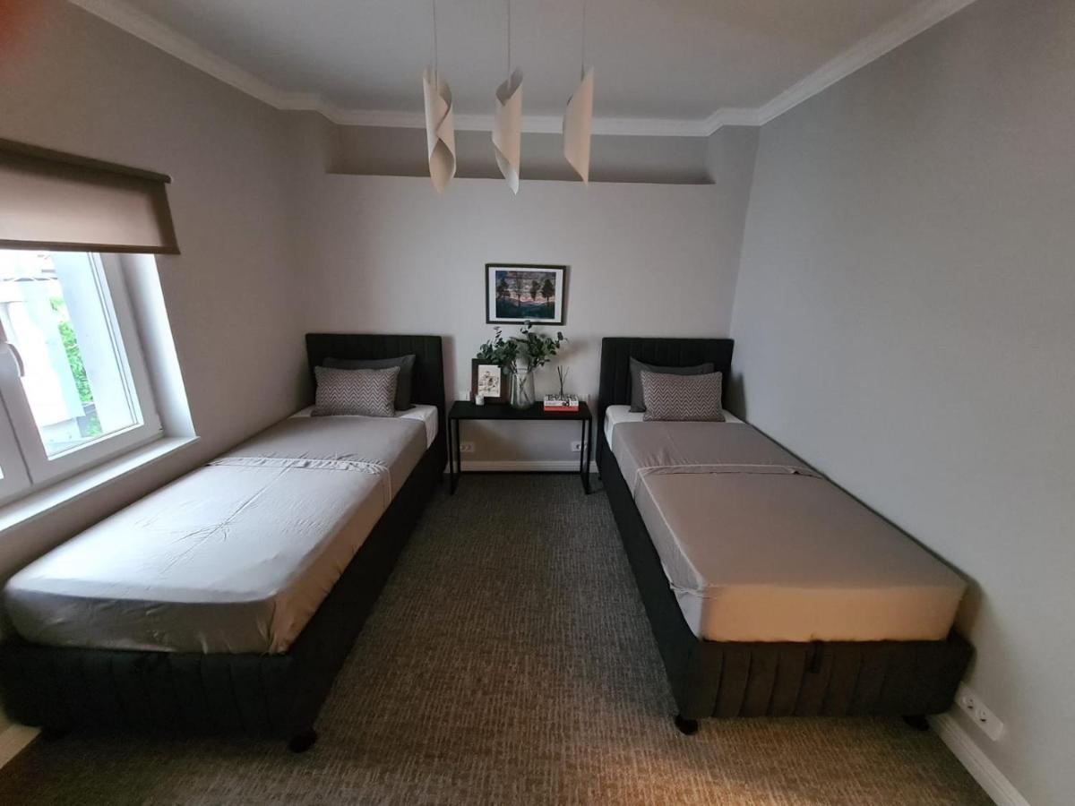 Apartments Gb Mostar Esterno foto